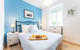Amazing City Center Apartment